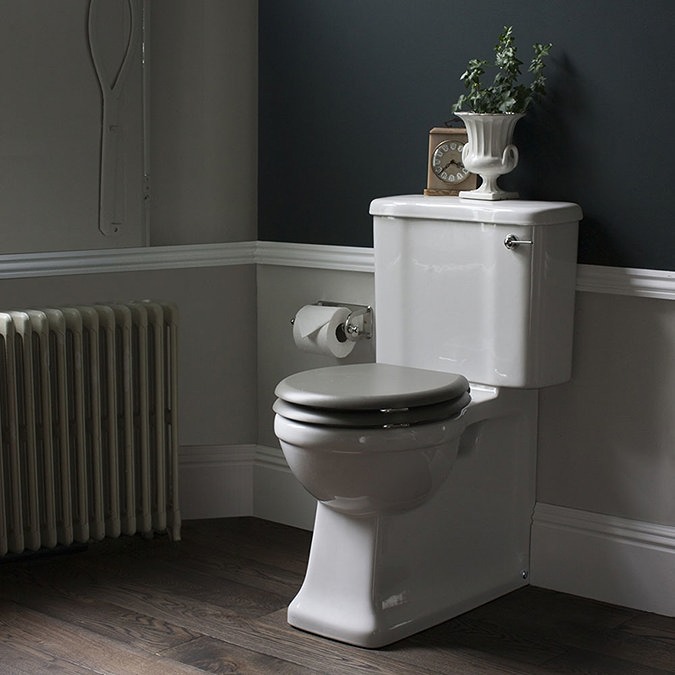 Arcade Full Back to Wall Close Coupled Traditional Toilet - Lever Flush - Image 2