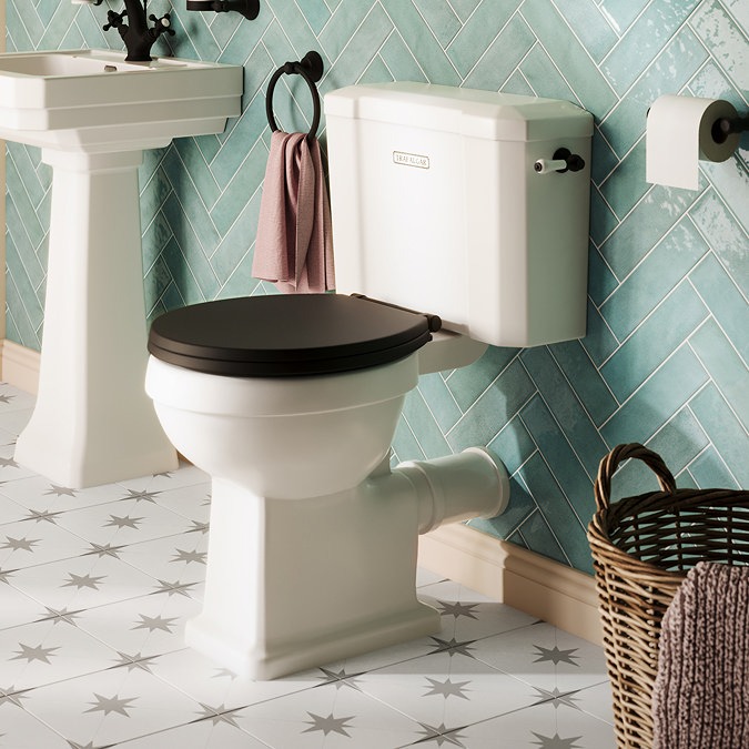 Trafalgar Close Coupled Traditional Toilet - White Ceramic WC with Matt Black Flush & Soft Close Seat - Image 6