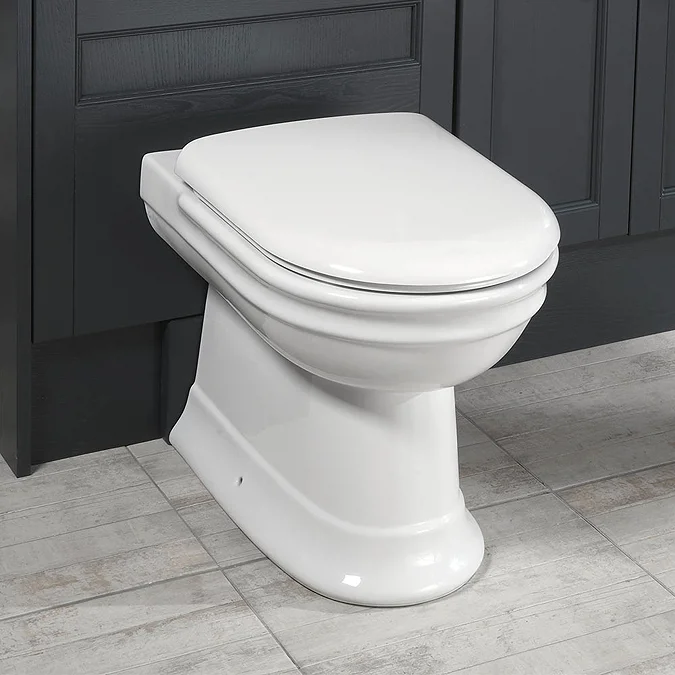 Villeroy and Boch Subway 2.0 DirectFlush Rimless Back to Wall Toilet + Soft Close Seat