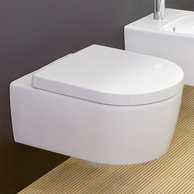 Villeroy and Boch Avento DirectFlush Rimless Wall Hung Toilet w/ Soft Close Seat - Image 4