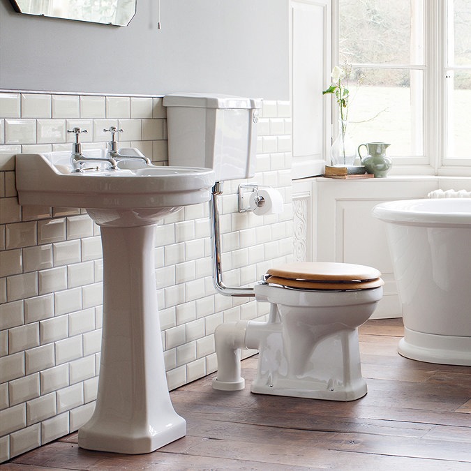 Burlington Regal Low Level WC - 51cm White Ceramic Cistern - Ceramic Lever Flush - Image 2