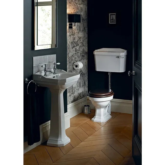 Heritage - Granley Low-level WC & Gold Flush Pack - Image 4