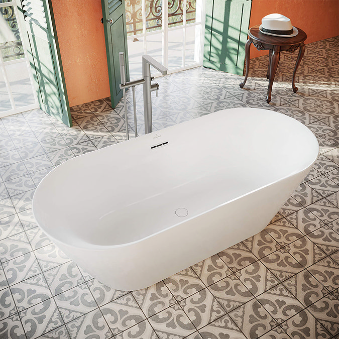 Villeroy & Boch Loop & Friends Freestanding Bath With Integrated Bath Filler