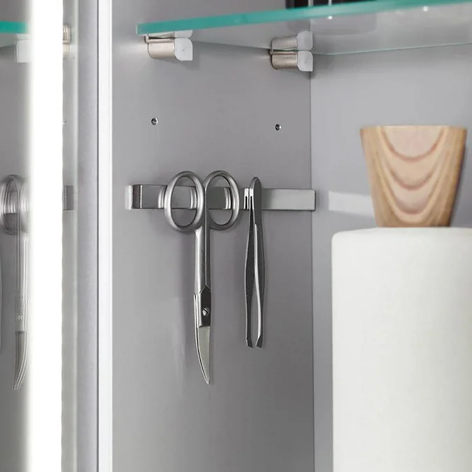 Villeroy and Boch H746 x W1007mm My View One LED Illuminated Mirror Cabinet - Image 4