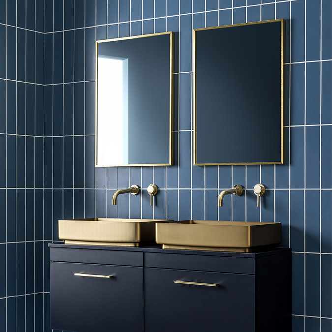 Venice Brushed Brass 500 x 800mm Rectangular Mirror - Image 3