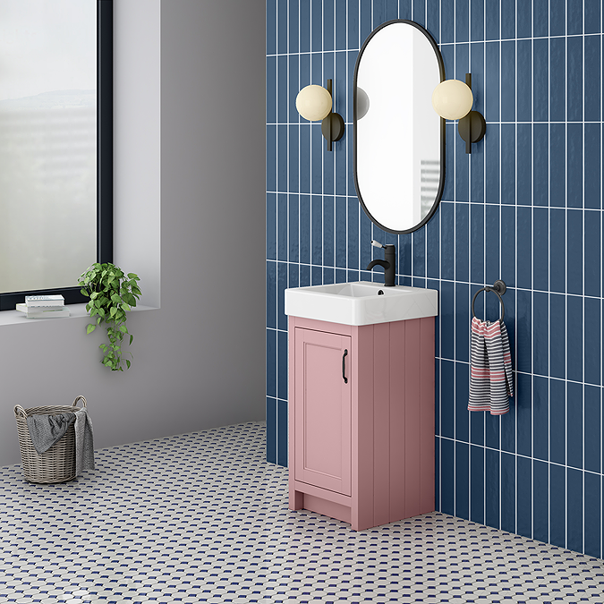 Arezzo Matt Black 500 x 800mm Capsule Mirror - Image 5