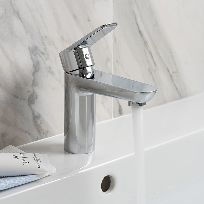 Vado Photon Smooth Bodied Mono Basin Mixer + Universal Basin Waste - Image 2